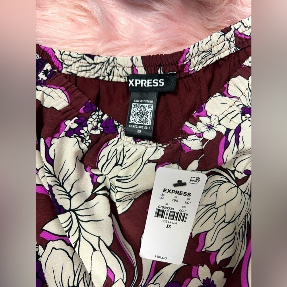 NWT Express Sz XS Floral Off The Shoulder Tie Waist Ruffle Romper - Picture 5 of 7